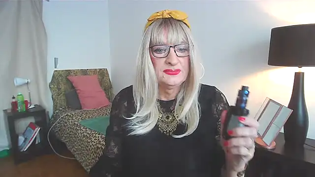 sophyTV online show from 03-28-26, 01:43