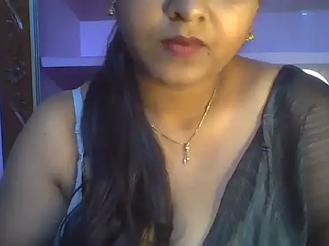 Snapshot of Tamil_Kuttyma chatting on 07-10-26, 06:28 Tamil Kuttyma online show from 07-10-26, 06:28