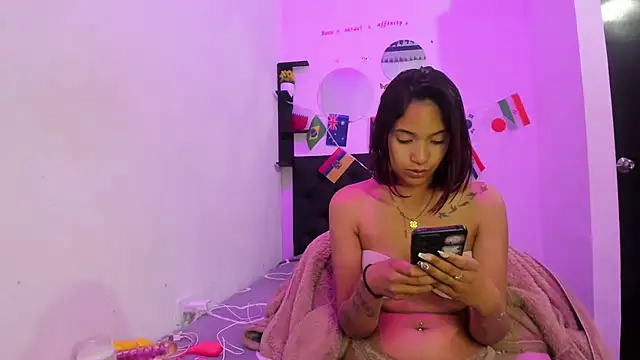 sapphire brown20 online show from 07-02-26, 11:55