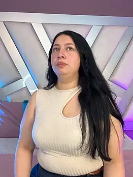 Ashleeyprincess01 online show from 04-15-26, 12:12