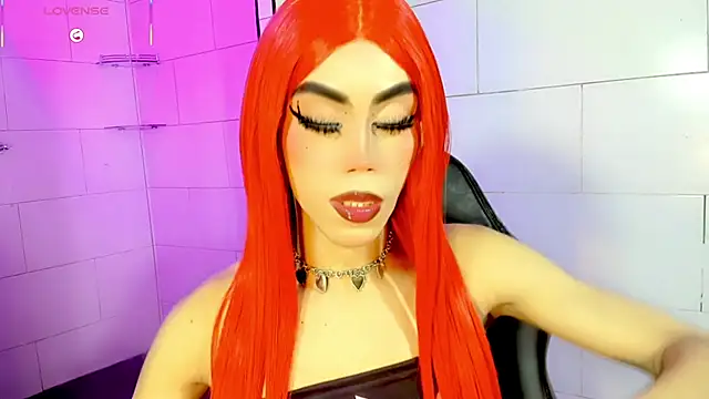 Snapshot of Gema_Jones_ chatting on 05-16-26, 07:34 Gema Jones online show from 05-16-26, 07:34