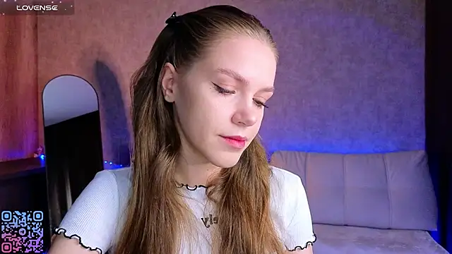 Snapshot of melee_eva chatting on 03-07-26, 02:52 melee eva online show from 03-07-26, 02:52