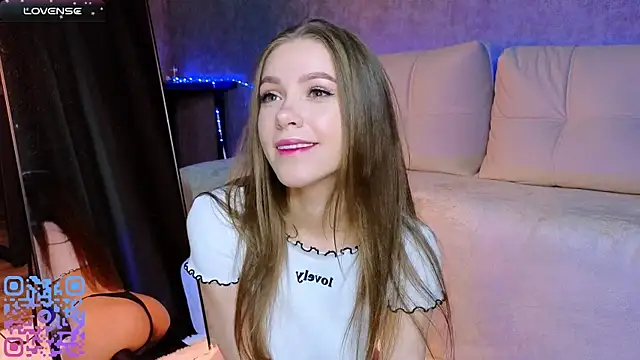 Snapshot of melee_eva chatting on 03-27-26, 08:26 melee eva online show from 03-27-26, 08:26