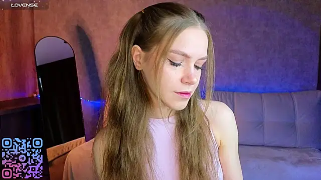 Snapshot of melee_eva chatting on 04-15-26, 07:26 melee eva online show from 04-15-26, 07:26