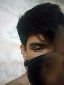 Snapshot of Misterywolf69 chatting on 03-20-26, 06:18 Misterywolf69 online show from 03-20-26, 06:18