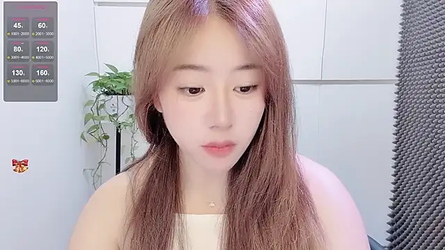 Baixi-01 online show from 07-22-26, 04:37