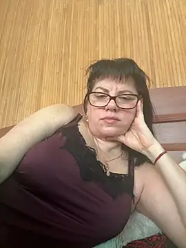 expensive lady online show from 04-13-26, 07:25