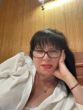 expensive lady online show from 05-26-26, 06:15