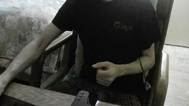 Snapshot of FiSTALiTY chatting on 06-30-26, 11:00 FiSTALiTY online show from 06-30-26, 11:00