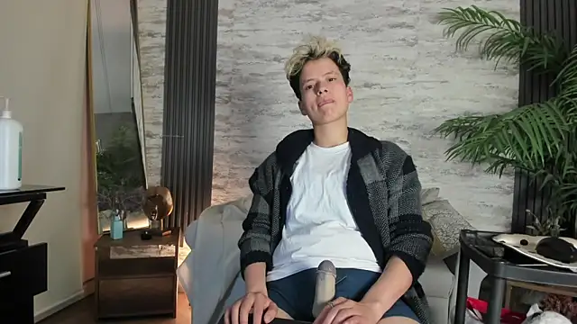 RedHood 1 online show from 03-27-26, 08:26