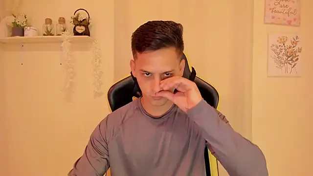 sexy andres01 online show from 04-20-26, 01:14