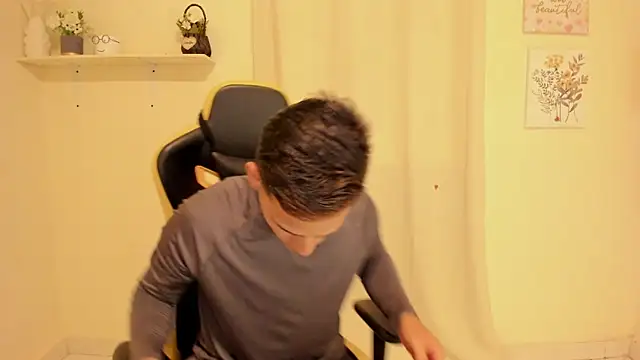 sexy andres01 online show from 06-04-26, 02:34