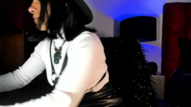 Amelie Blake online show from 03-20-26, 02:33