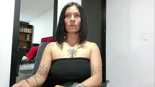 Snapshot of Amelie_Blake chatting on 07-12-26, 03:58 Amelie Blake online show from 07-12-26, 03:58