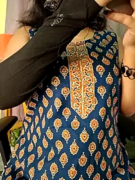 Snapshot of Kritika05 chatting on 06-09-26, 07:03 Kritika05 online show from 06-09-26, 07:03