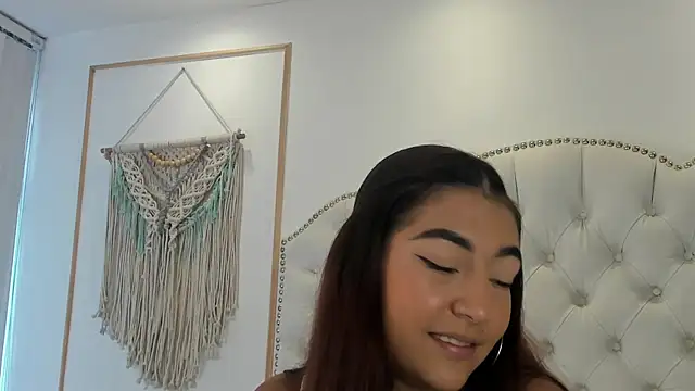 Sara funy online show from 03-07-26, 12:46