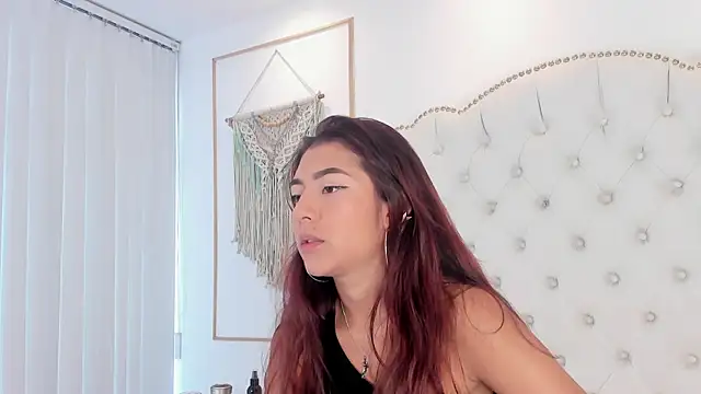 Sara funy online show from 03-09-26, 12:42