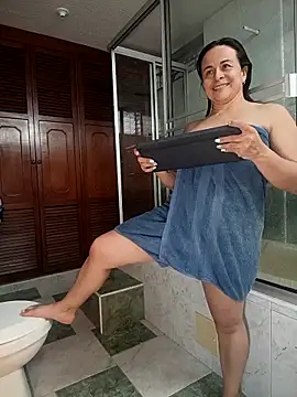 iliy perverted online show from 05-11-26, 04:04