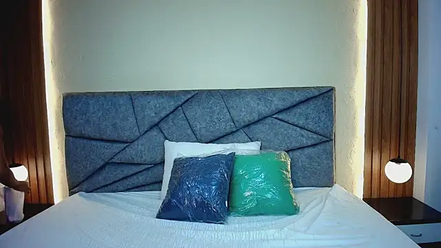 Snapshot of ShayMilleer chatting on 06-18-26, 11:58 ShayMilleer online show from 06-18-26, 11:58