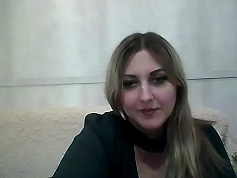 Snapshot of Sweet-Pixie chatting on 03-03-26, 03:18 Sweet-Pixie online show from 03-03-26, 03:18