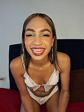 Canela em online show from 04-16-26, 01:23