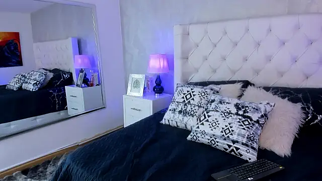 Ivi jones  online show from 03-14-26, 07:30