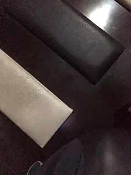 Snapshot of Elsolo2 chatting on 04-16-26, 11:00 Elsolo2 online show from 04-16-26, 11:00