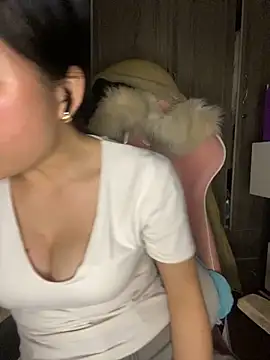 Ivy Trix2 online show from 03-20-26, 03:06