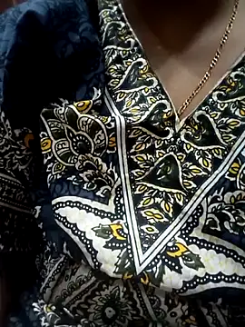 aisha 67 online show from 03-13-26, 08:15