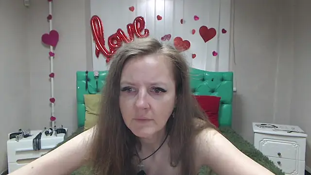 MeganPirs online show from 05-17-26, 05:05