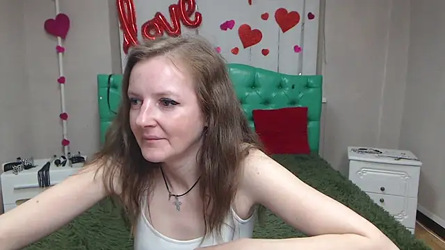 MeganPirs online show from 05-19-26, 01:56