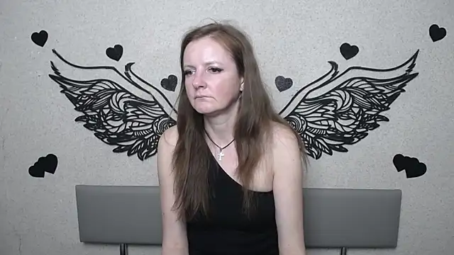 MeganPirs online show from 05-19-26, 05:08