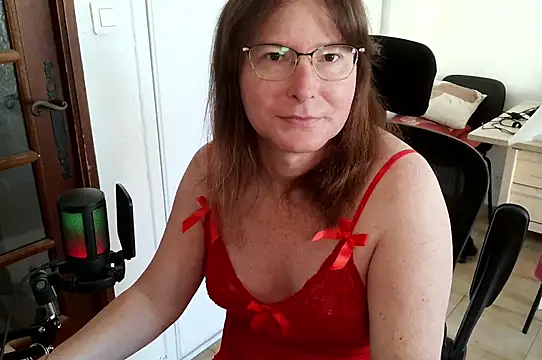 Snapshot of Jessica_hotTime chatting on 04-15-26, 08:32 Jessica hotTime online show from 04-15-26, 08:32