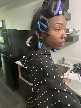 Loopsies online show from 04-16-26, 04:30