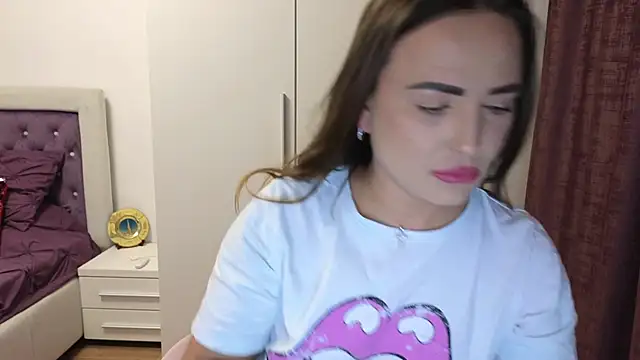 xxxPlayboydollxxx online show from 04-06-26, 06:53