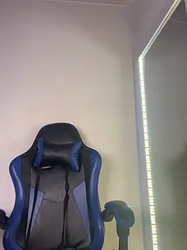 Maddie 7 online show from 04-05-26, 03:04