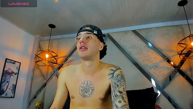 EXCLUSIVE8 online show from 03-13-26, 04:30