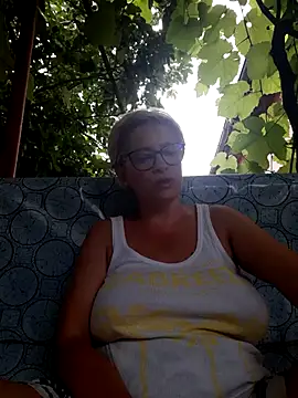 Snapshot of LunaBlaise chatting on 06-27-26, 03:06 LunaBlaise online show from 06-27-26, 03:06