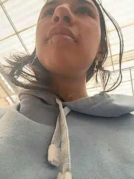 LilyRossi  online show from 06-17-26, 12:18