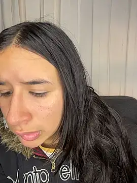 LilyRossi  online show from 07-11-26, 12:52