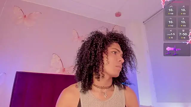 Snapshot of V-nus chatting on 06-17-26, 07:44 V-nus online show from 06-17-26, 07:44