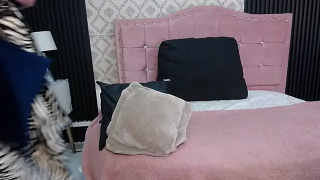 SaraLjordad online show from 07-22-26, 05:49