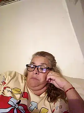 momismilf544 online show from 04-01-26, 05:30