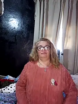 momismilf544 online show from 05-10-26, 04:45
