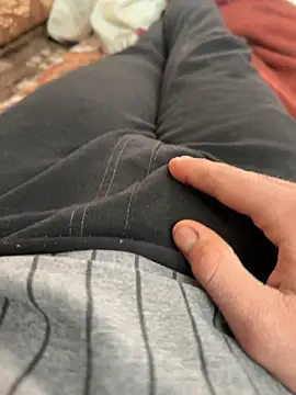 Snapshot of noorqwertz chatting on 04-10-26, 02:55 noorqwertz online show from 04-10-26, 02:55