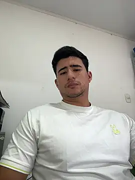 David-latinlover online show from 04-13-26, 03:28