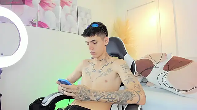 Tommy valverde online show from 03-20-26, 07:08