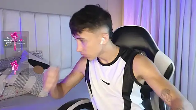 Rome cortes online show from 03-18-26, 07:28