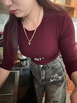 Junyy k2 online show from 03-26-26, 02:28