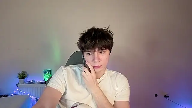 AnthonyCuutie online show from 05-15-26, 09:49